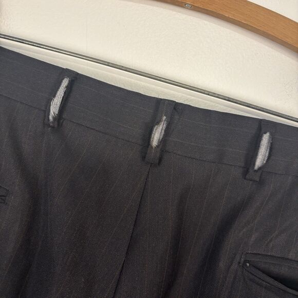 Jos A Bank Mens 43R Navy Blue Pinstripe Suit Blazer Pants 2 Piece Wool READ - Picture 13 of 15